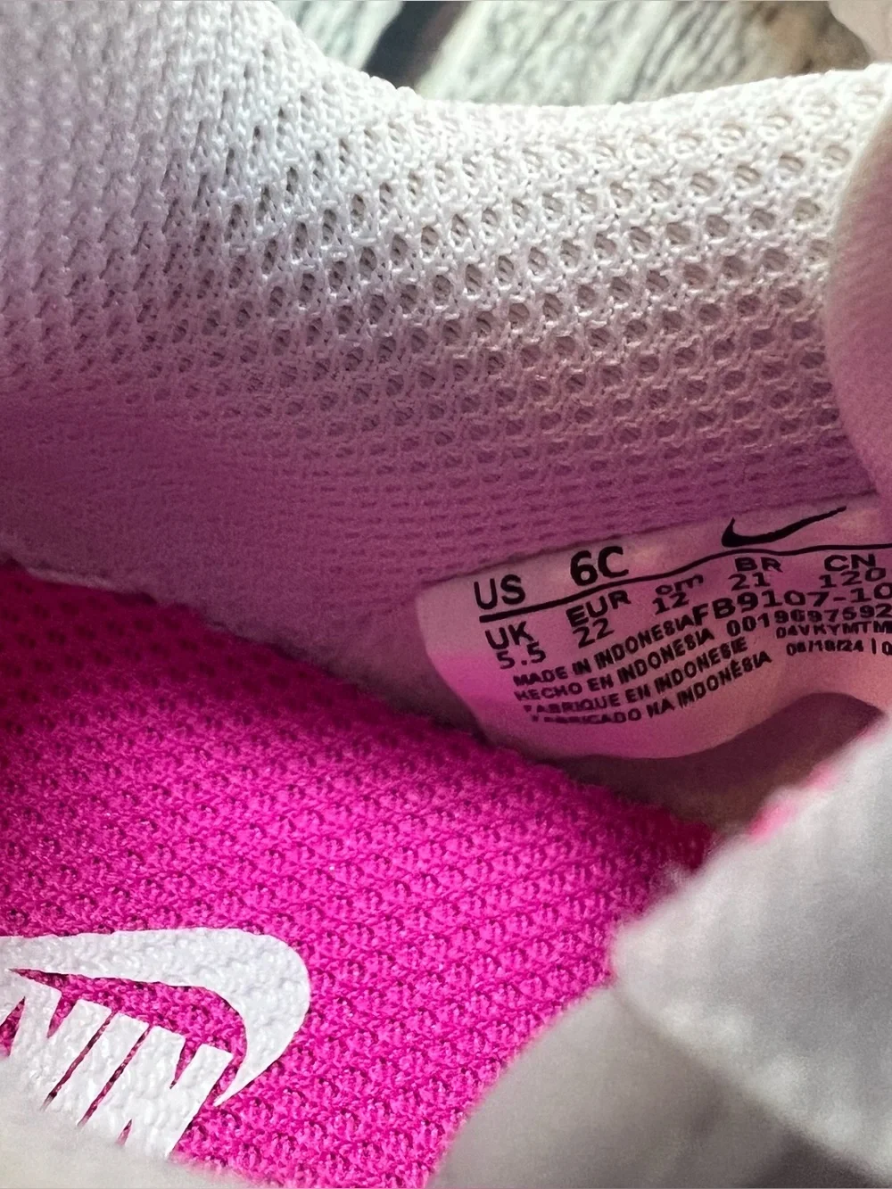 Nike Toddler Dunk Low Sneakers White & Hyper Pink – Size 6C